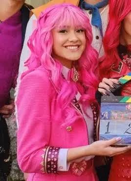 ShaySiblings's tweet photo. Reply with 🏳️‍🌈 and I’ll give you a letter to post your favorite character!   

I got: P for Pink of Hearts

Happy pride month 🏳️‍🌈 https://t.co/3YXbAVOJKd