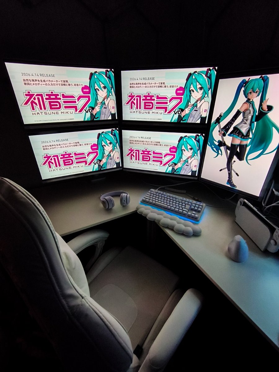 ten62week's tweet photo. サイバーブースはこな感じに。 https://t.co/TE8XlLSSZh