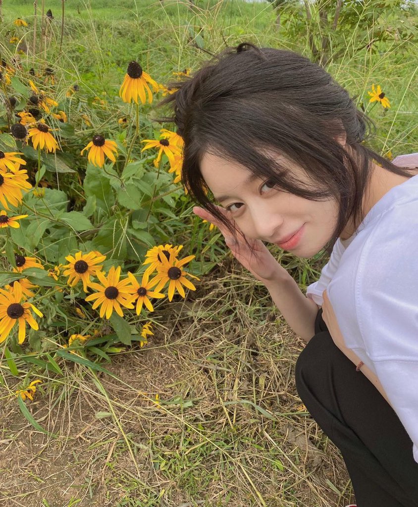 Thaeng012's tweet photo. 지연님 생일 축하해요😽🎂

#HappyJiyeonDay https://t.co/iN4w98o42u