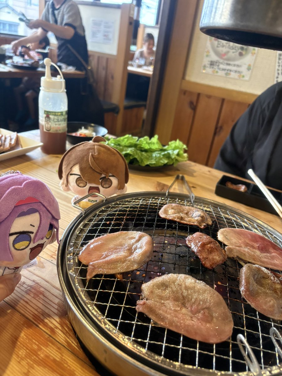 tukiaoi0826's tweet photo. 焼肉！！
何気に久しぶりに会えた友達とご飯行って話しが止まらんかったww
めっっちゃ楽しかった！！！！！ https://t.co/1HnOkZlOCp