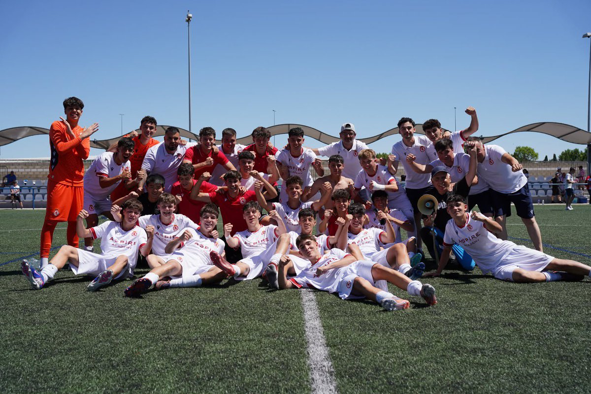 CultuAcademia's tweet photo. 𝐉𝐔𝐍𝐓𝐎𝐒 🤜🏼🤛🏼

#JuvenilB | #LigaNacional https://t.co/nFtDKJLMyv