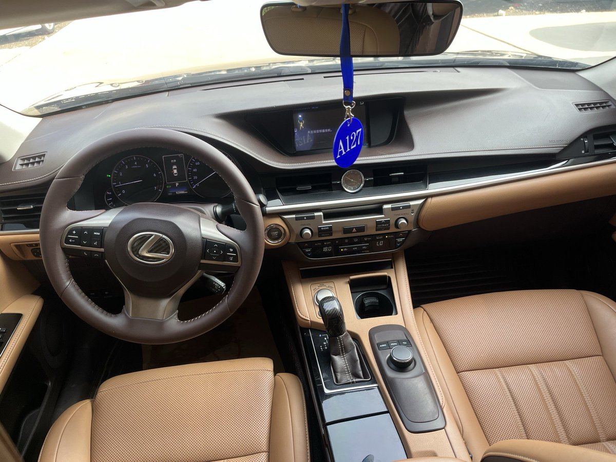 nolimitmiracle's tweet photo. 2016 Lexus ES200,2.0 Special Limited Edition.

🏷️21m naira 

Car condition : perfect
Doorstep Delivery includes 
Buying , shipping , custom duty 
No hidden charges https://t.co/27hHHwmixu