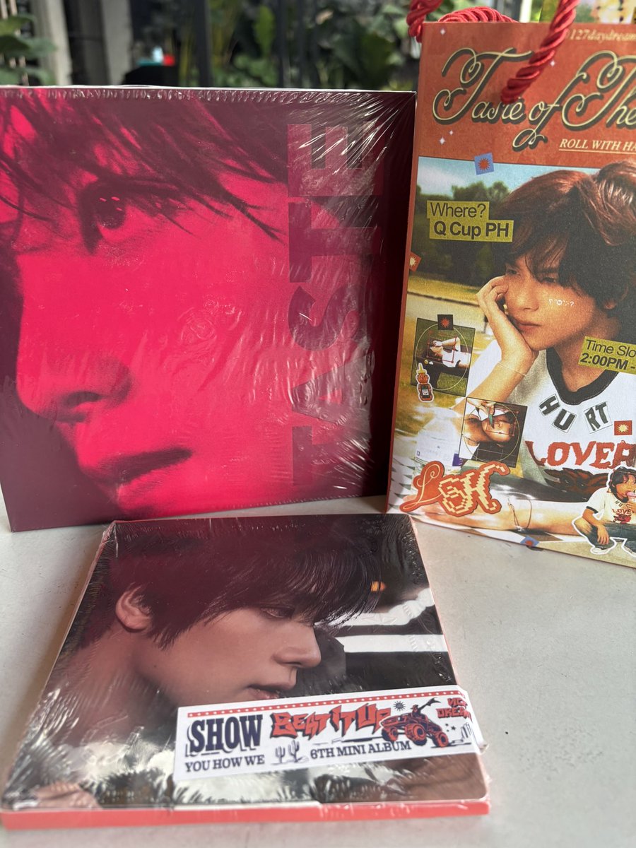 rhaecartz's tweet photo. late dumating pero swerte sa raffle naks THANK YOU SO MUCH POH MAHAL KO NA KAYO EME @127daydream #TasteOfTheSunCSE https://t.co/NxMZHsAbH4