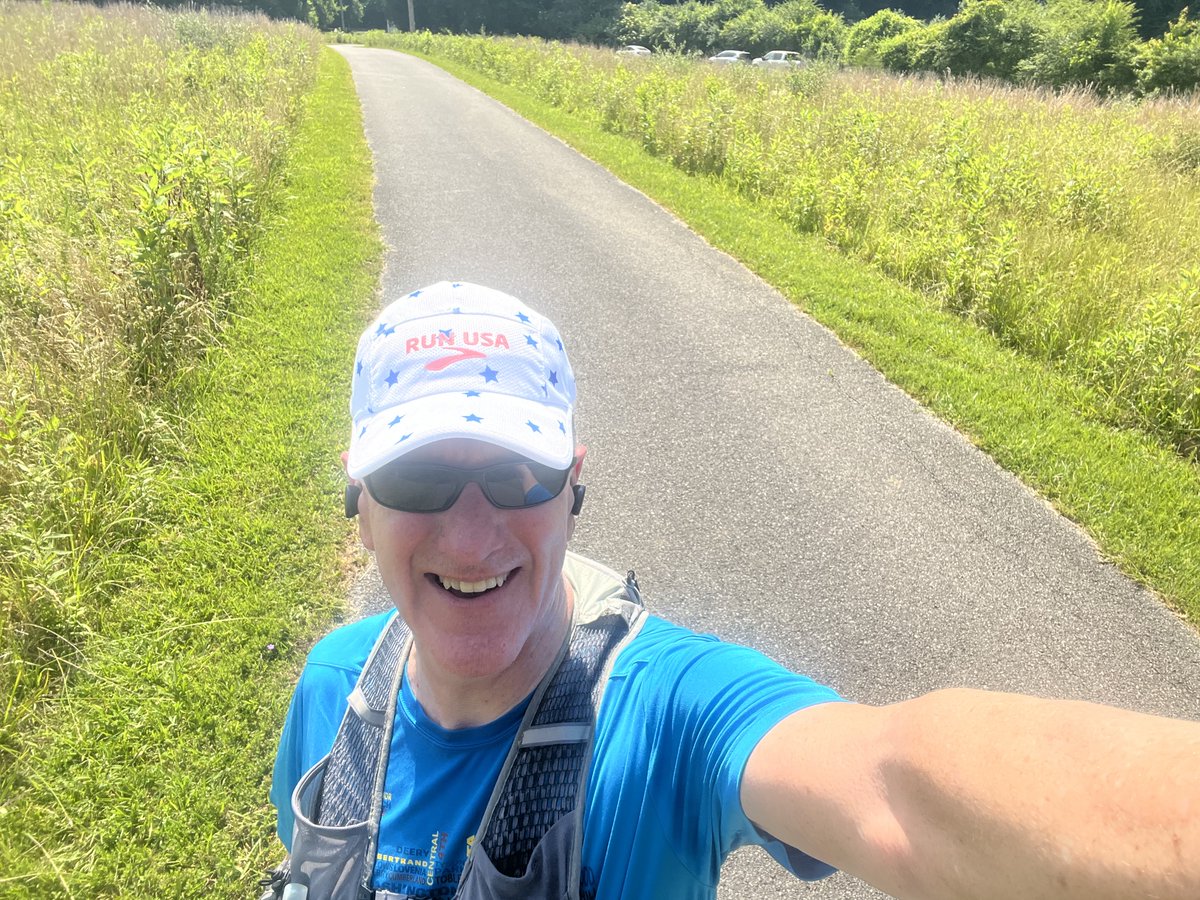 ChasRSmith's tweet photo. 6.6 miles to celebrate 66 years! #running https://t.co/OayG4Ql9PQ