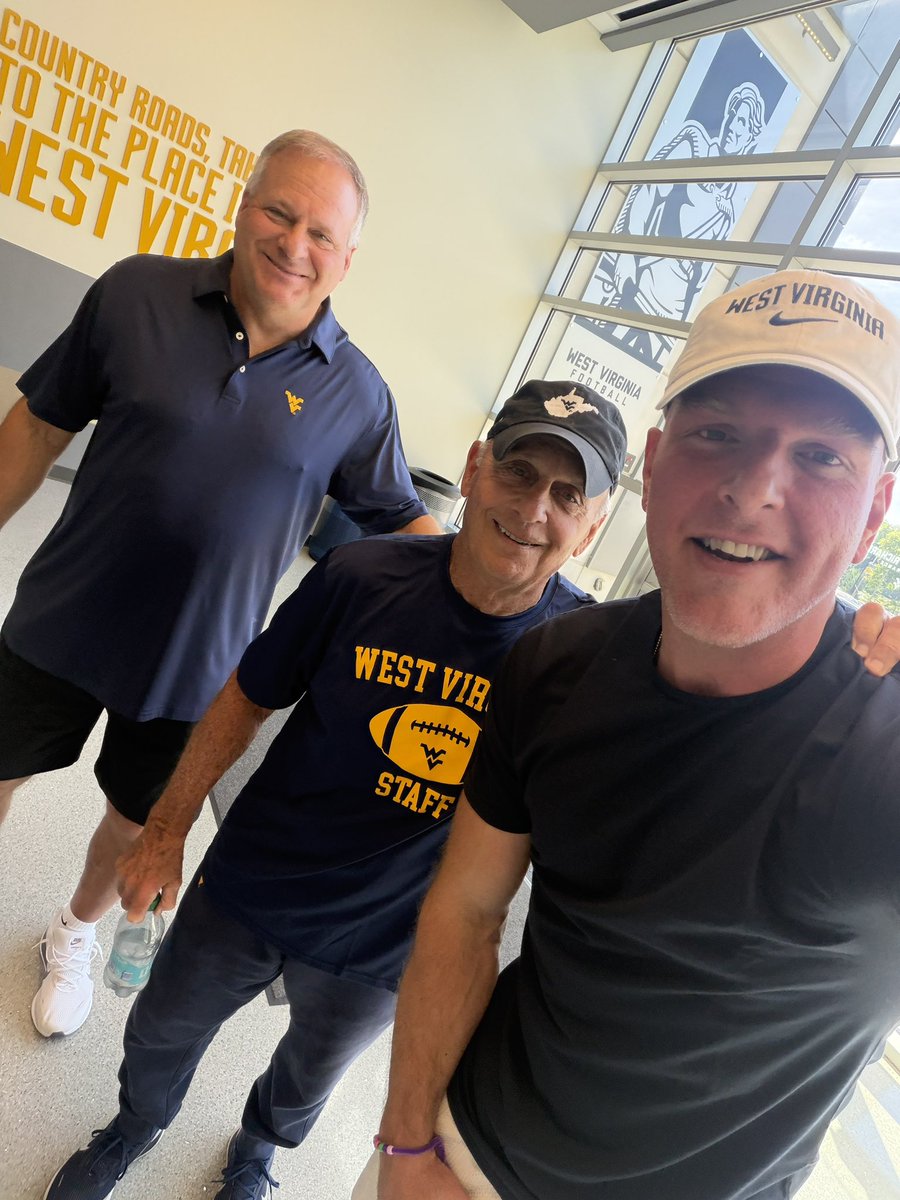 PatMcAfeeShow's tweet photo. @WVUfootball @WVUSports Thanks for the hospitality. 

WVU’s so far up and to the right

Excited to see the boys dominate.

#HardEdge #DAWGSOnly https://t.co/8MzLWPo7Vr