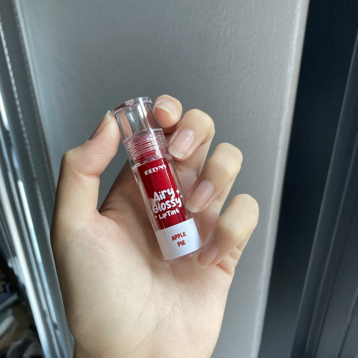 Iambanane_'s tweet photo. #แจก ลิปกลอสลูกกวาด Melynn 1 แท่งคร่า
🔔เคยใช้สวอชรีวิวขอคนรับได้น้า
🎉กติกา ฟอล+รีทวิตในเมนชั่น
💗ทำตามกติกาให้ครบน้า 
✅เค้าสุ่มจากรีทวิตคร่า
#แจก #แจกฟรี #แจกฟรีไม่รีได้ไง #แจกฟรีแค่รีฟอล #แจกฟรีแค่รีฟอล #แจกฟรีไม่ฟอลได้ไง https://t.co/dJUMoalyU7