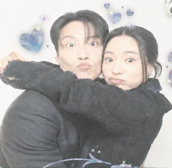 1R_luvU's tweet photo. 😭💘💘 https://t.co/DgUWPUcLhK
