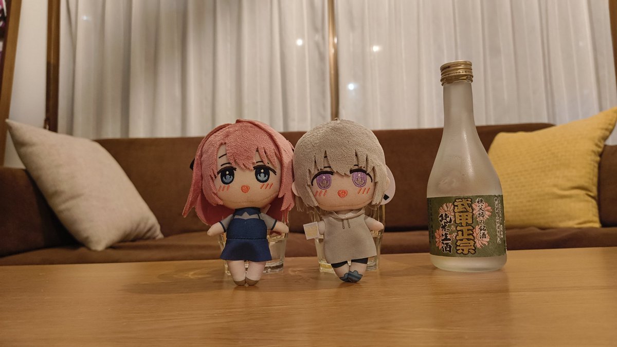 kutenruli's tweet photo. 今日はちちぶホステルさん207号室で宿泊です。

何もかもがアニメの描写そのまんまで感動しています。

共用部には原作漫画や巡礼ノート、販促ポスター等が設置されていてファンにとって嬉しい仕様になっていました。

#上伊那ぼたん
#聖地巡礼 https://t.co/w2OQubVkdi