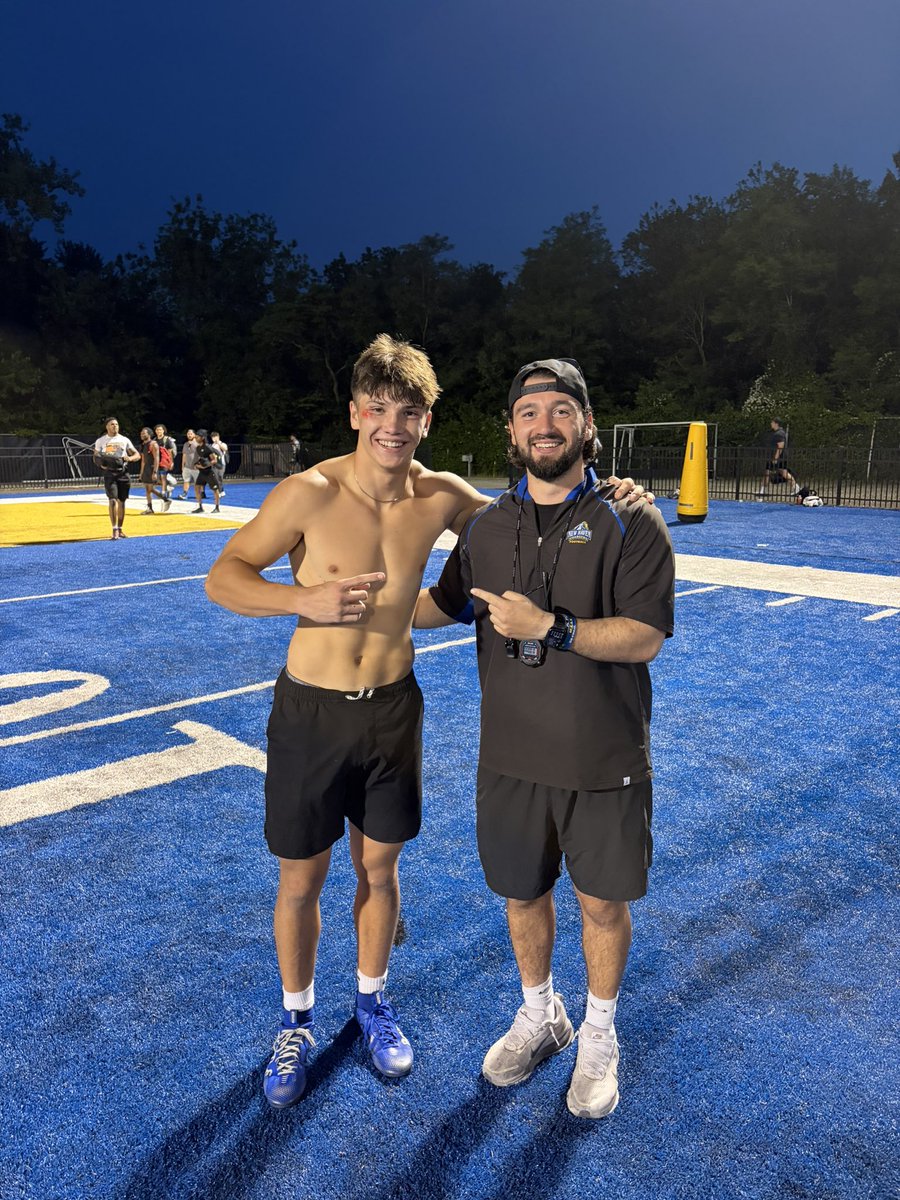 christianwrighh's tweet photo. Had a great camp at @UNewHavenFB camp on Friday. 
4.66 40 yard dash 
@Coach_Pow @CoachScerb 
@CSmithScout https://t.co/ppLLBCoxMG