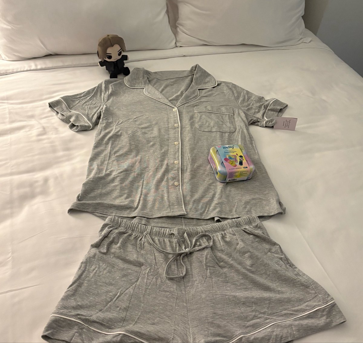 jinjinstory's tweet photo. 色んなメーカーのリラックスパジャマ出てるけど、これ凄い
N/Aハワイで仁くんが🎁に選んだパジャマ※当たってない
(･ﾟρﾟ)布地がサラッとしてて好きなんだよ
だけじゃないよ
軽くて柔らか着ていて気持ち良いし布に伸縮性があるの
だから寝返り打っても突っ張らない
ゆっくり寝たい日はこれに限る！ https://t.co/MBiXqjIAC7