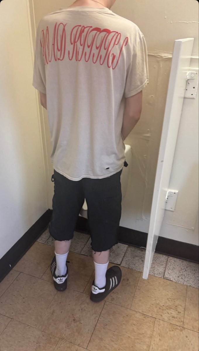 Fratty_Hearst's tweet photo. https://t.co/CIJdeODBxr