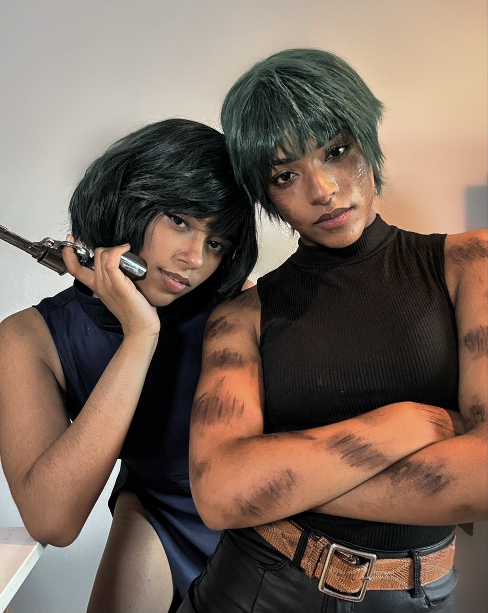 Moonkiller17's tweet photo. twin <3 https://t.co/0qYoI6ByKQ