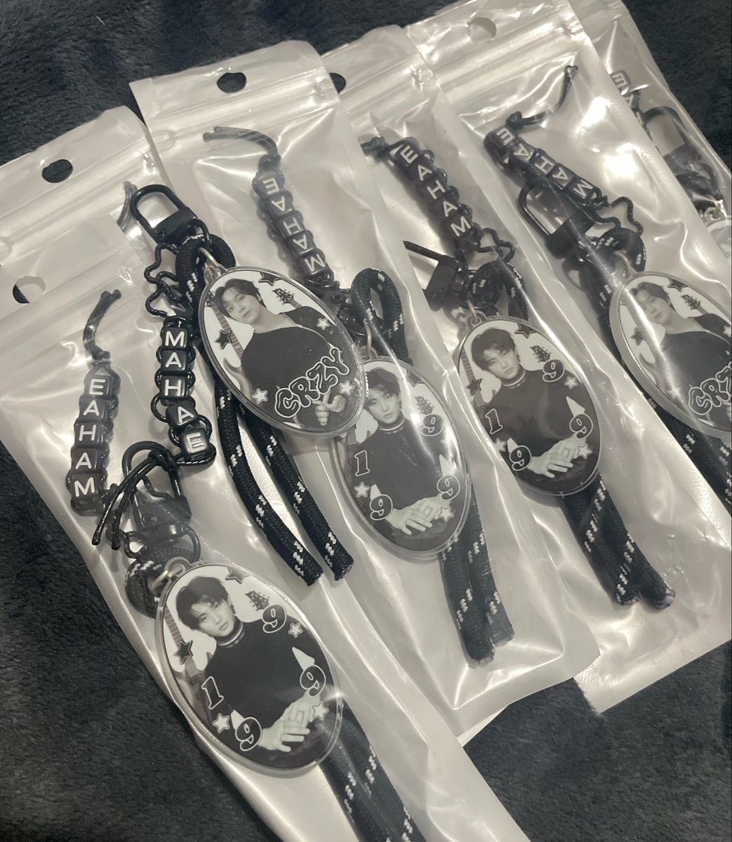 haechanific's tweet photo. Ada yang mau ini? Keychain mahae, akriliknya bolak-balik. Rencananya waktu itu untuk freebies tds4kl, cuma ketinggalan dan baru ketemu lagi 😅

7 orang tercepat, nanti aku dm untuk linknya 🫰🏻 https://t.co/vqqL4nBOwi