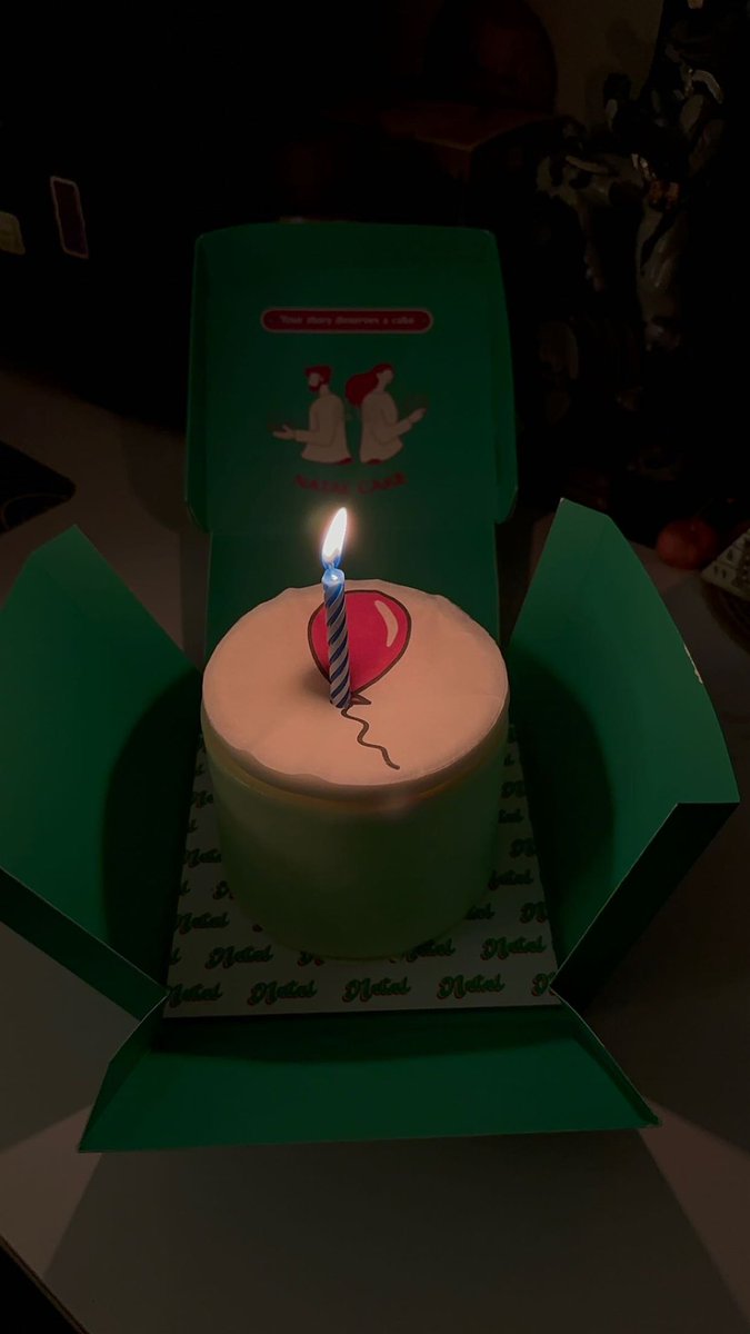 1Darll's tweet photo. احلى بيرثداي واحلى هديه اهديتها لأعز شخص 🥳
❣️Happy birthday ma lovely one❣️ https://t.co/MtDLVyG1SY