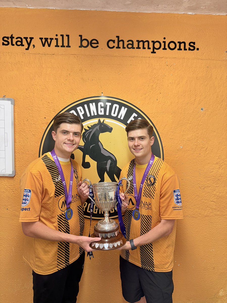 74bunick's tweet photo. Best season yet! ⚽🏆
🏆 @KentFA U18 County Cup Winners
🥈 @KentYouthLeague Runners-Up
🏆🏆🏆 Treble winners with school:
• @kentschools_fa League Winners
• @kentschools_fa Cup Winners
• District Cup Winners
A season to remember! ⚽ #Champions #CountyCup  #GrassrootsFootball https://t.co/AAQ98owXoP