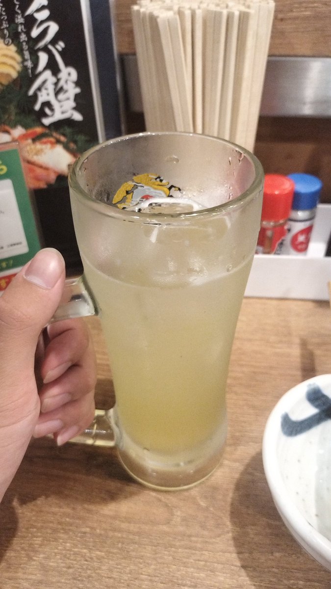iruchi_no's tweet photo. 深夜徘徊後に居酒屋入店 https://t.co/TGw6QWJrkt