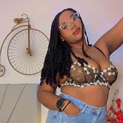 itsmakenaa_'s tweet photo. #NuevaFotoDePerfil https://t.co/67w7d3uH5W
