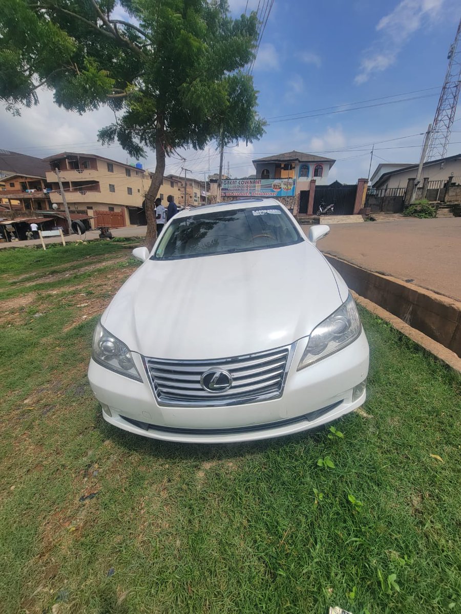 absaniboy's tweet photo. Foreign Used
2012 Lexus ES350
* White on cream leather interior
* Full option
* December 2025 Entry

🏷️₦9.7m
Settlement: ₦300k
📍Ikorodu, Lagos (SB8)

Call or WhatsApp 
08164507083 https://t.co/1wPCp2cXYa
