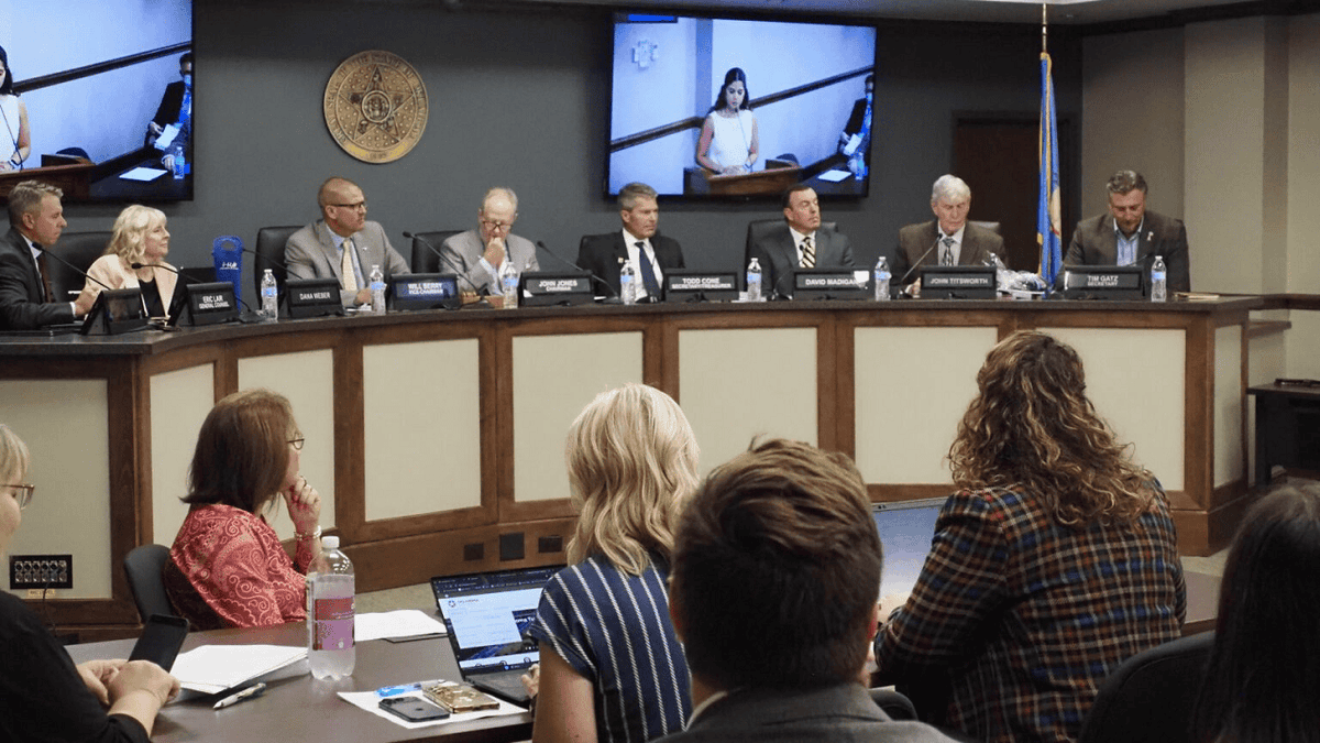 FreePressOKC's tweet photo. The Oklahoma Turnpike Authority will seek approval to issue $1.5 billion in bonds to pay for construction costs on a years-long turnpike expansion and improvement project.  | Emma Murphy, Oklahoma Voice reports https://t.co/uNT8DdWYuP https://t.co/DFr40dfLy6