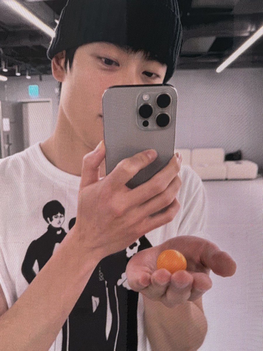 mallang_jh's tweet photo. 버블에 원본 보내줄 재현님 구함 https://t.co/EdGp8pYnZq