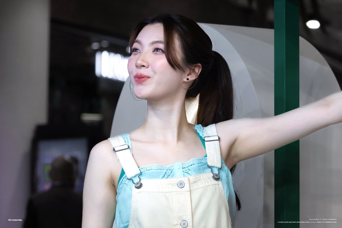 LingOrmTagTrend's tweet photo. เช็คชื่อรอบดึกค่าาาาาา ไหนใครยังอยู่บ้างคะ
🙋🏻‍♀️🙋🏻‍♀️🙋🏻‍♀️🙋🏻‍♀️🙋🏻‍♀️🙋🏻‍♀️🙋🏻‍♀️🙋🏻‍♀️🙋🏻‍♀️🙋🏻‍♀️🙋🏻‍♀️🙋🏻‍♀️🙋🏻‍♀️

LOVE AND PAW X ORM
#LoveAndPawWithOrmkornnaphat
#OrmKornnaphat #ออมกรณ์นภัส https://t.co/0SMYsg83Fx