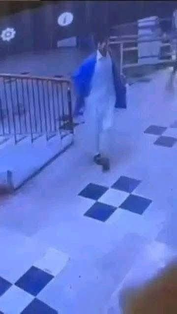 niazbeen93's tweet photo. Abdul Razzaq Tarakai , A PashtunKhowa Mili Awami party Malgaray , who risked his life while attempting to save Dr. Mahnoor Nasser at Civil Hospital Quetta. In the act of humanity and courage, he sustained serious injuries and was shifted to hospital. https://t.co/cNPXOx8HM7