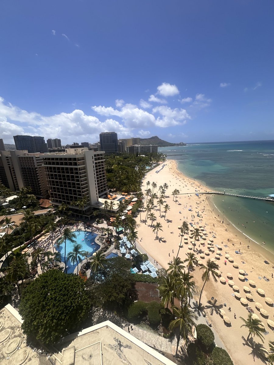 WillO415's tweet photo. You ready to ride the AI wave? 🌊 

I’ve been taking in the Aloha and buying these next level $ABT ArcBlock deals right now. 

Advanced Blockchain Technology https://t.co/8JY1SaCreO