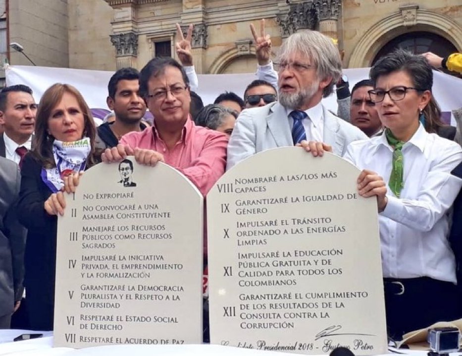 orianuzca's tweet photo. @petrogustavo Presi @petrogustavo todo el país sabe que “cumplió” su palabra escrita en tablas de mármol.. “NO PROMOVERÉ UNA ASAMBLEA NACIONAL CONSTITUYENTE” .. se cumple la ley, la palabra de guerrillero vale una mierda 🐀 @IvanCepedaCast https://t.co/JeXb2ZMetE