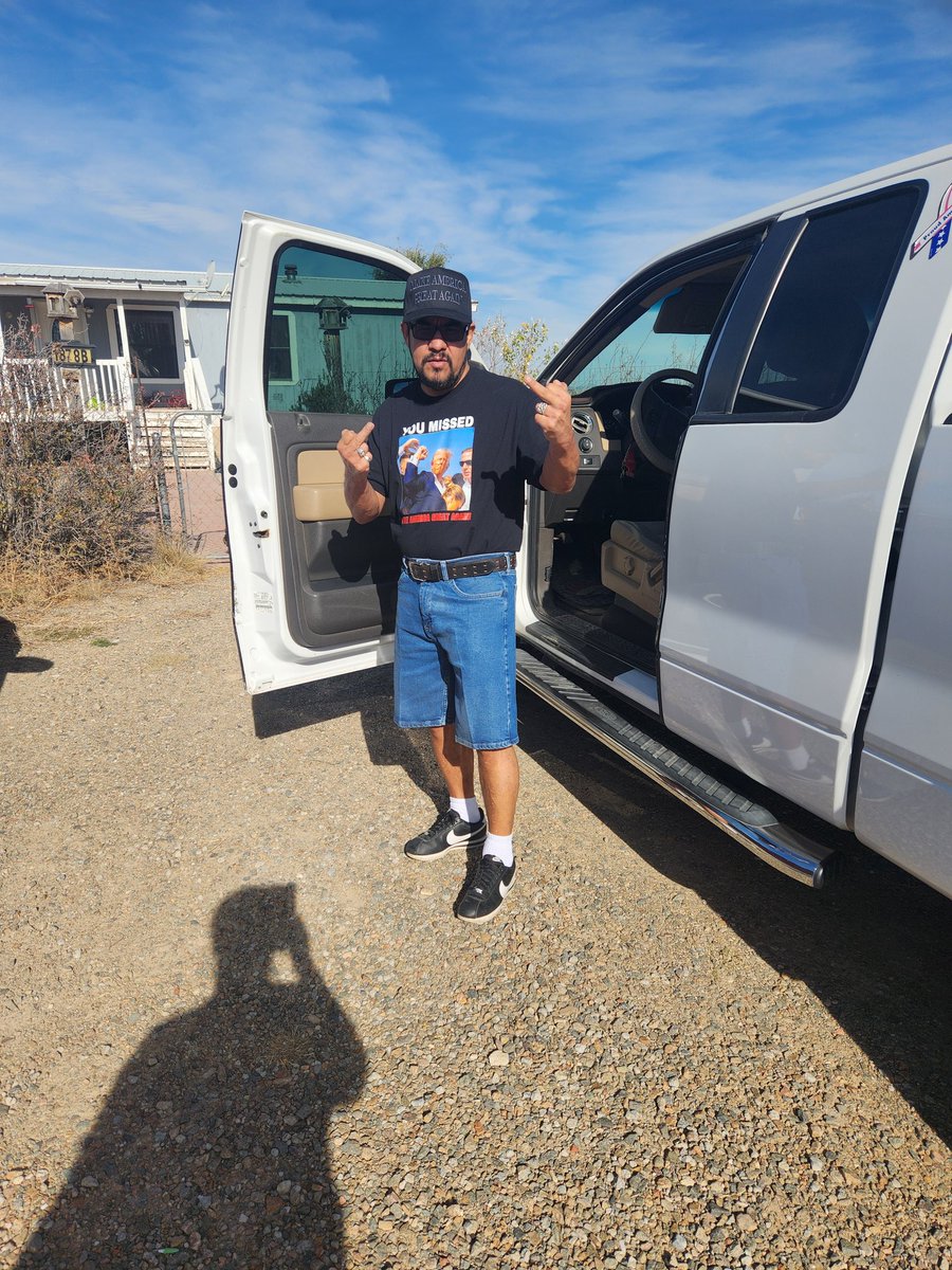 Tech0573's tweet photo. @Xmusknewsx Not to Self... Do not interfere w law enforcement!!!
MAGA FOREVER!!! https://t.co/cQ0Pue6qiM