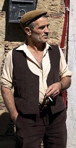john__wick_5's tweet photo. @SalisIlaria @SI_sinistra Ahahahahha shshshsahhsshshsahahahahaa immagino! Dai che ti votano in tanti cosi cambiate il mondo 😅😅😆😆😆😆😆 https://t.co/R38YtmcNNd
