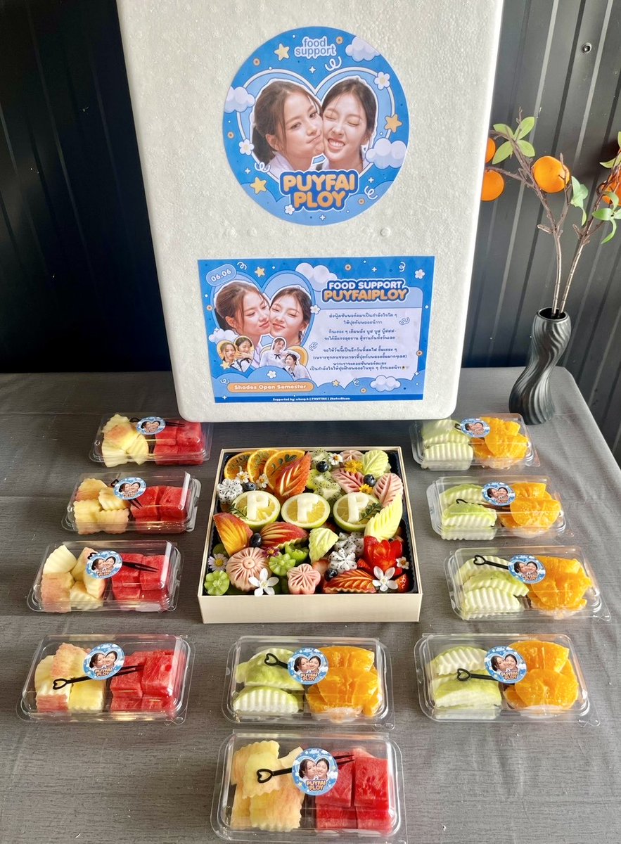 JhutaaBloom's tweet photo. Food Support for PuyfaiPloy 🤍

ส่งความอร่อยมาเติมพลัง
ให้คนเก่งทั้งสองคนวันนี้ 💖

หวังว่าจะชอบกันน้าา~
(ใส่ความตั้งใจไปเต็มกล่องเลยย 😊)

SHADES OPEN SEMESTER
#SHADESGLEP1
#PuyfaiPloy https://t.co/hgfXUR28JY
