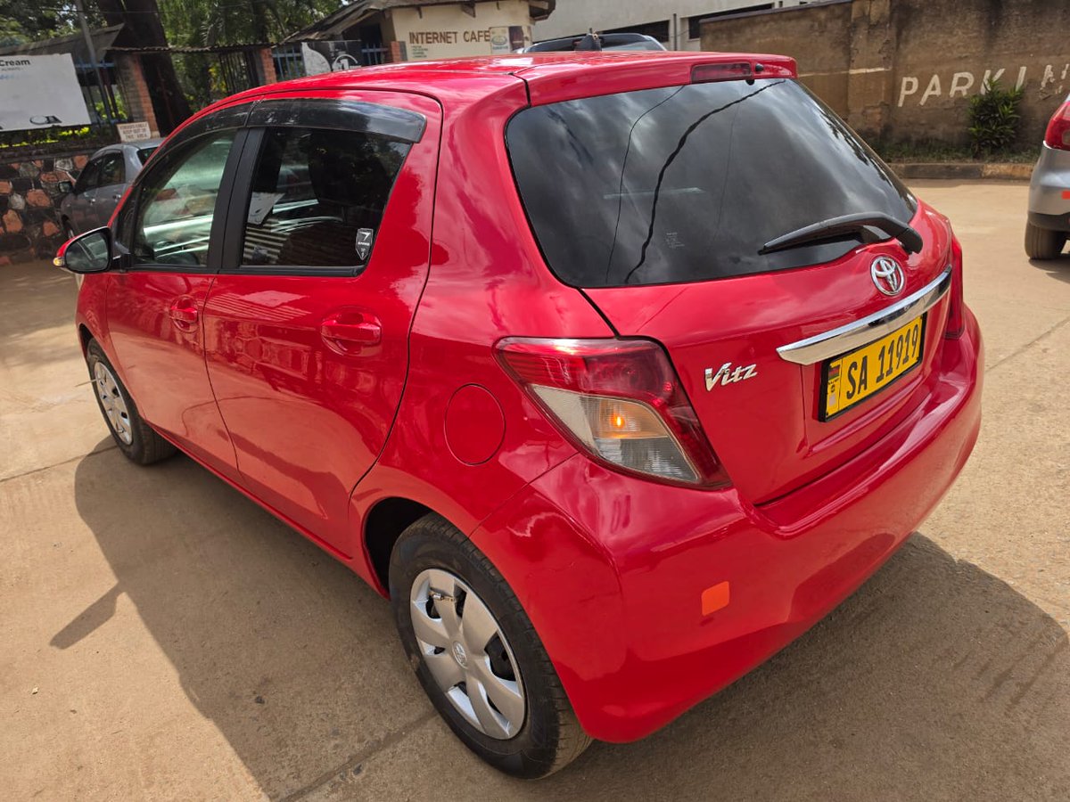 Bikheey's tweet photo. LET'S DO BUSINESS

TOYOTA VITZ NEW SHApE FOR SALE
2013 MODEL
100+++ KMS MILLEGE
UNTAMPERED ENGINE AND GEARBOX
VERY SMART INSIDE AND OUTSIDE
GOING @ 14.5 MILLION
NEGOTIABLE
LILONGWE

FOR MORE DETAILS CONTACT ME ON 0992083163 https://t.co/RQvW2fQkM5