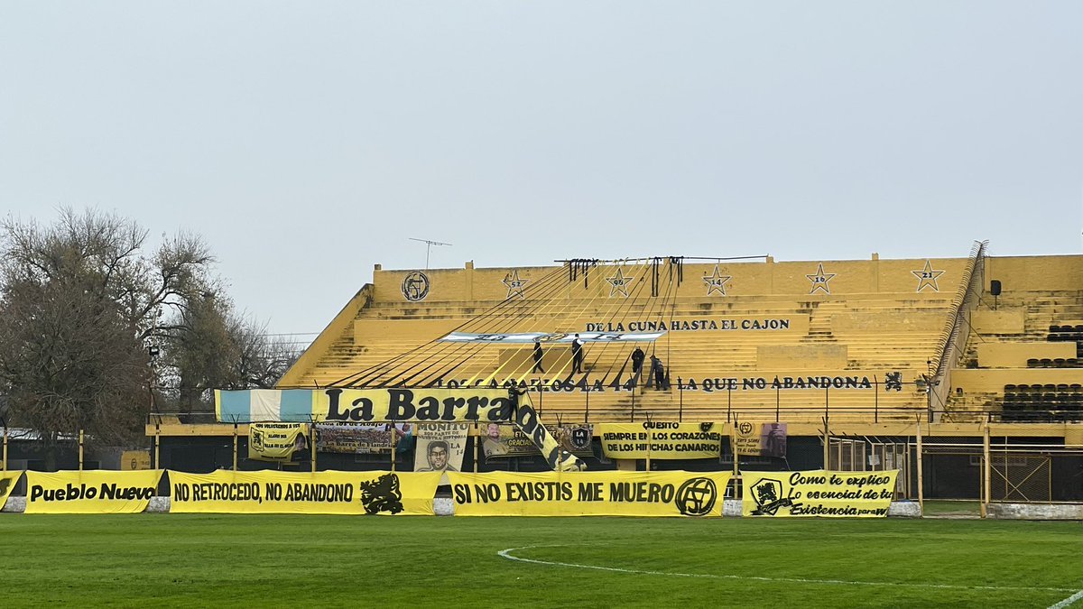 CSyDFlandria's tweet photo. Banderas en tu corazón 💛 https://t.co/8SiYABjsuP