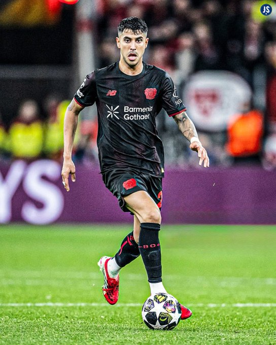 kobbieee__'s tweet photo. HOY HAY FUTBOL. DON EXEQUIEL PALACIOS. https://t.co/xnf2F7q3Qz