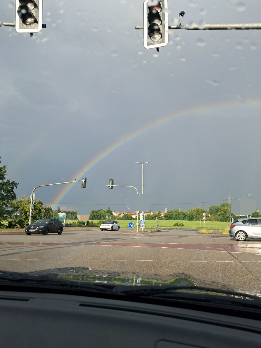 Goose_VT's tweet photo. Touched Grass and got reminded

HAPPY PRIDE MONTH 😂🏳️‍🌈 https://t.co/iw6oOU4Lih