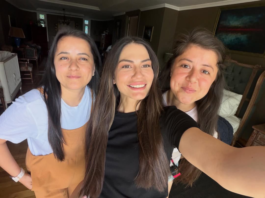 DemetOzdmrMedia's tweet photo. #DemetÖzdemir Eşref Rüya set🌸

📸| @/hamide.ersoz •IG https://t.co/B6pcdufvHr