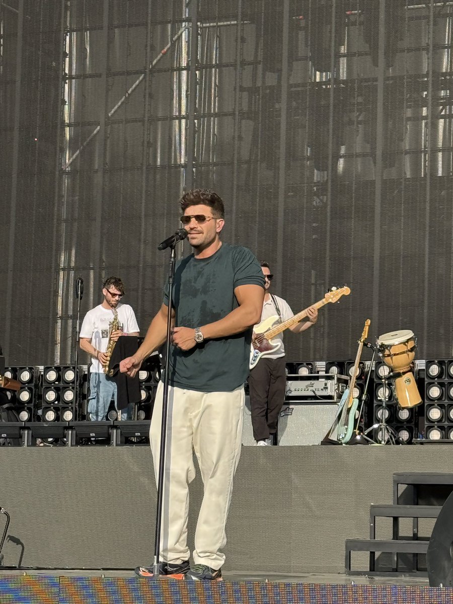 ClubFansPabloAl's tweet photo. #Fotos @pabloalboran en la prueba de sonido de esta noche en Fuengirola #GlobalTourKM0 https://t.co/0wDyePYnO2