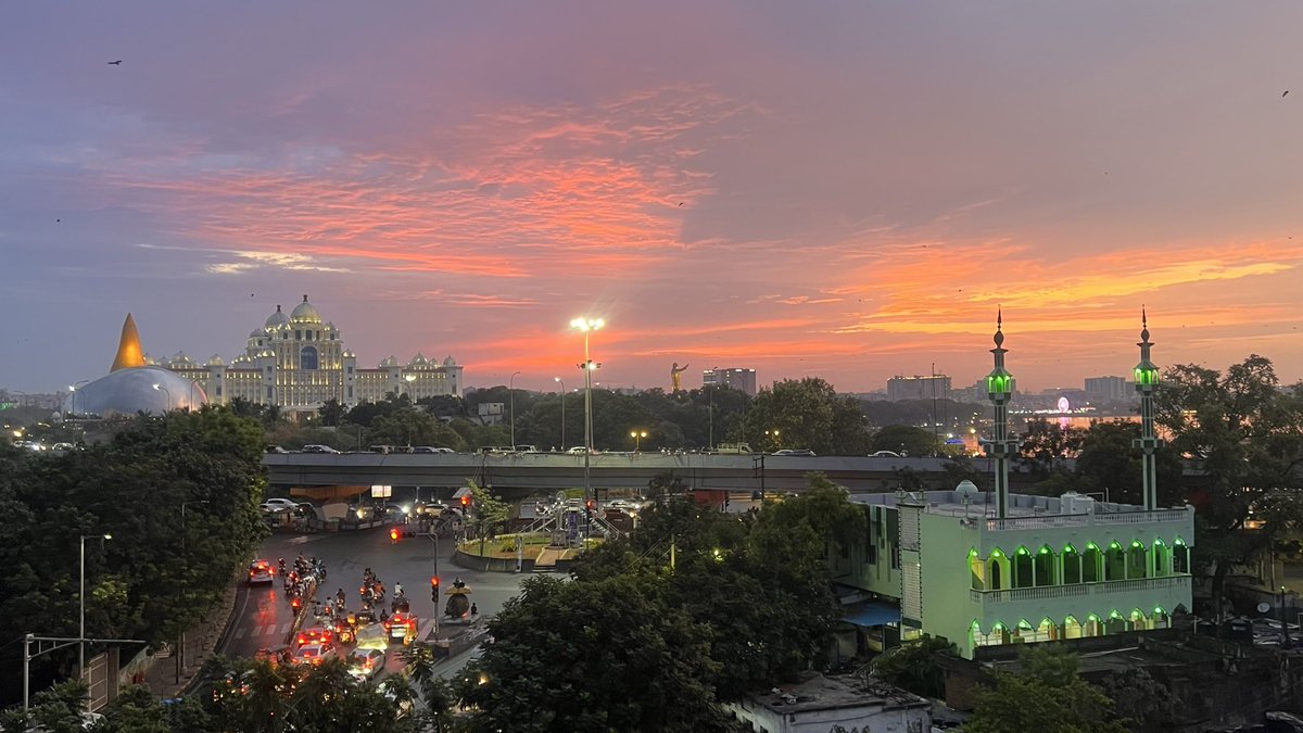 yprnlg's tweet photo. #Hyderabad https://t.co/sU24kk2jDj