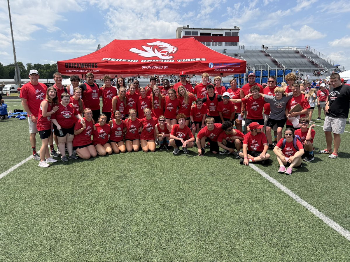 FHSTigers's tweet photo. Unified Track finishes 4th at the State Meet https://t.co/mJ3sXoblLn