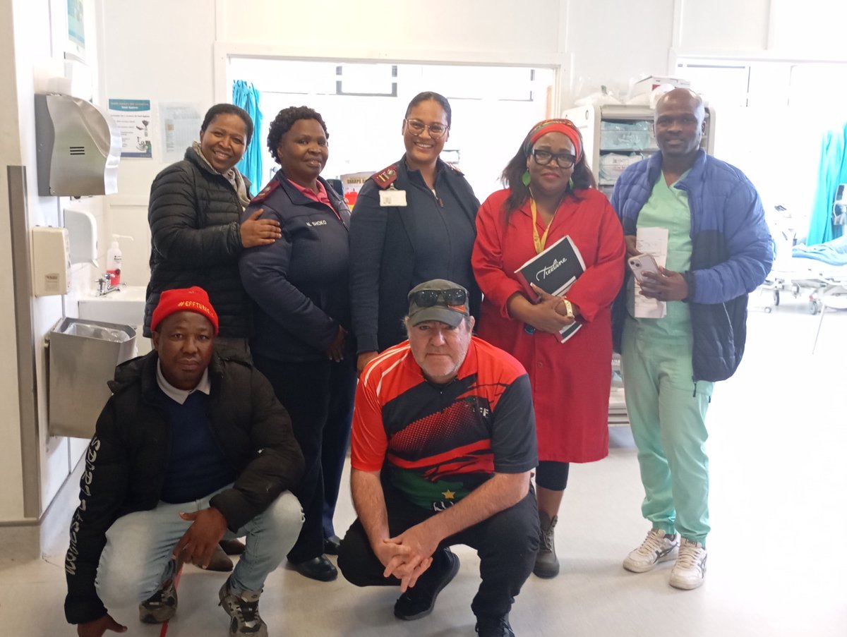 capesocialist's tweet photo. Some of the heroes at the heavily understaffed Dunoon clinic 🔥 

Recent reports say the clinic is turning people away as early as 09h00 due to staffing and other shortages &amp; challenges 

@MathibeRebecca was leading an oversight visit there recently by the EFF https://t.co/AtBEKiY4ti