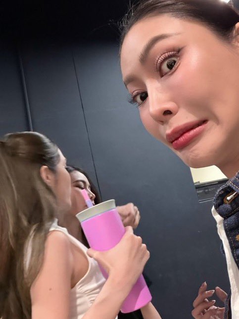 Sombatja's tweet photo. ป้าไม่ไหวเเล้วมวลเเปลกเหลือเกิน https://t.co/nqdSleXlJD