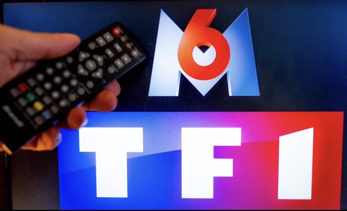AlertesInfos's tweet photo. 🇫🇷📺 ALERTE INFO | TF1 travaillerait dans le plus grand secret à un projet de rachat du groupe M6. (Le Parisien) https://t.co/NiiAnrAFxC