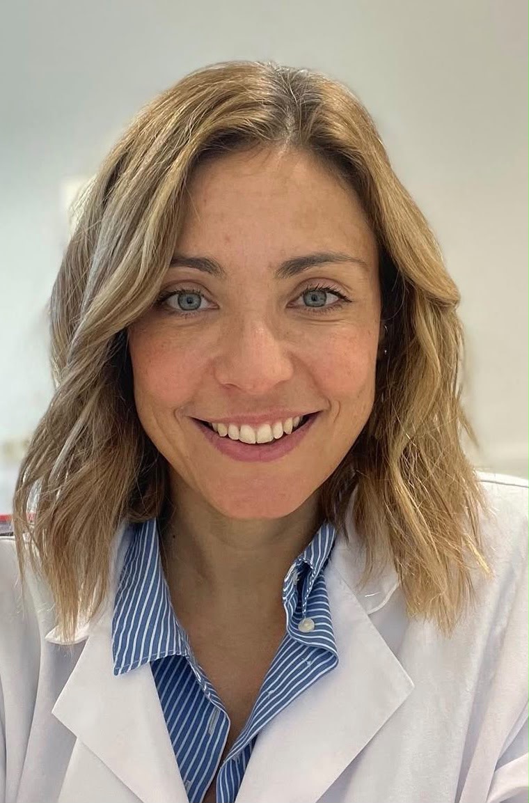 SeparRespira's tweet photo. La Dra. Irene Bello, cirujana torácica del programa de trasplante pulmonar de @vallhebron y presidenta de la European Cardio-Thoracic Transplant Association (ECTTA), ha sido nombrada vicepresidenta cirujana. https://t.co/8k4YvmGP2A