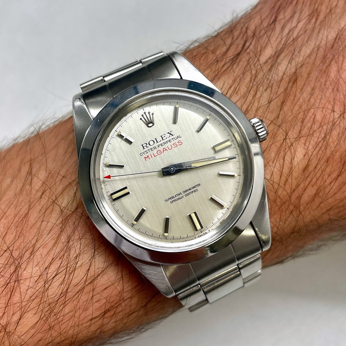 mob_watches's tweet photo. Rolex Milgauss 1019 
Année : 1966 
38mm

Taille parfaite, discret, méconnu, et surtout + fine que les Milgauss moderne ! https://t.co/5jHraCzyeI
