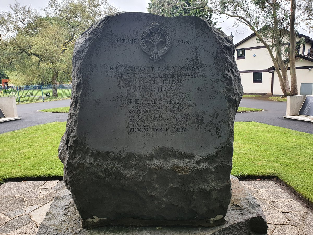 FalklandsRepUK's tweet photo. It was an honour to be in Wales today, joining members of the East Glamorgan Branch of the  @Official_1WG Association at their annual memorial service in Ynysangharad War Memorial Park, in honour of those killed on the RFA Sir Galahad in 1982. 🇫🇰🤝🏻🏴󠁧󠁢󠁷󠁬󠁳󠁿 https://t.co/BHnOX2e9oH