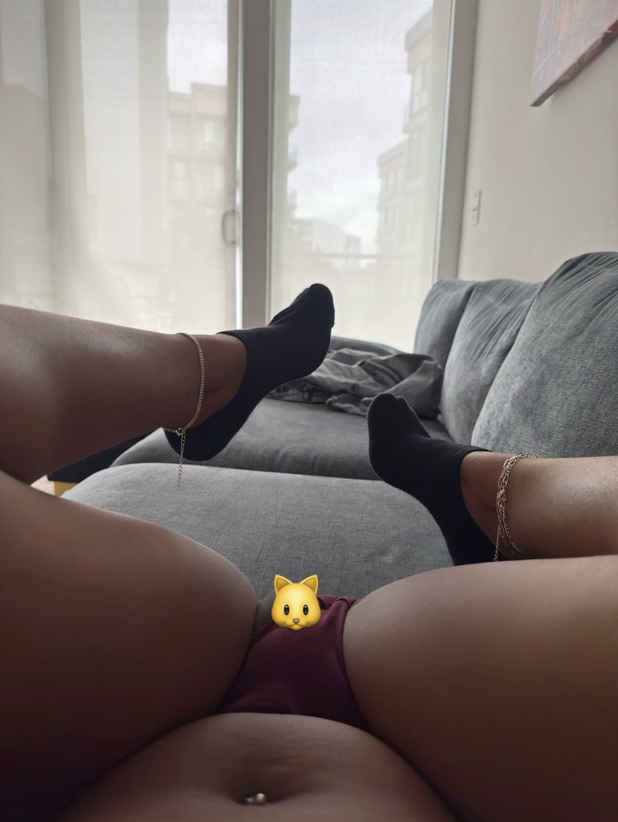 Choco_melons's tweet photo. 🐱😻 🔞who’s gone eat me up on sum Weekend vibes😏 ‼️🤝🏾🫱🏾‍🫲🏻

     #eastsideofdetroit 
 #warrenfreaks 
    #DetroitFreaks 
 #WayneCounty https://t.co/5FGCyXHgDj