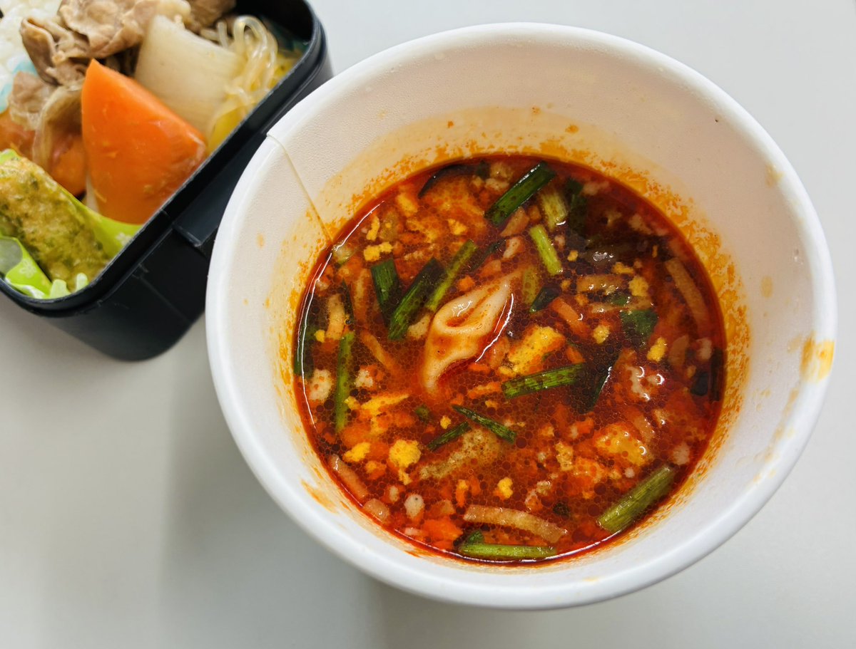 kitchenpapa1's tweet photo. 「ラーメン ❤︎ DIARY by 琉球泡盛」
blog更新しました
タンメン トナリ監修 
辛激ワンタンスープ 
明星食品 
https://t.co/x7EHs9yGRS
#タンメントナリ #辛激ワンタンスープ #カップスープ  #明星食品 https://t.co/I97eLuy6bR