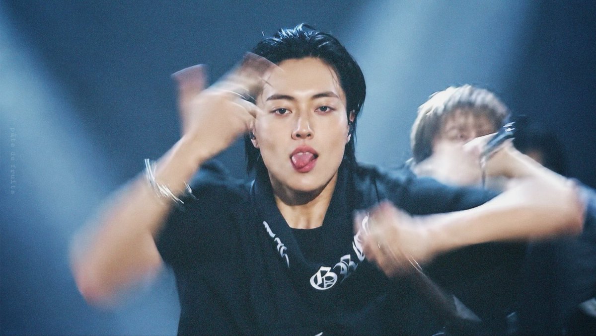 sweetboy0405's tweet photo. 𝘽𝙞𝙜 𝙨𝙩𝙚𝙥, 𝙗𝙞𝙜 𝙢𝙤𝙫𝙚𝙨
𝙄 𝙙𝙤𝙣'𝙩 𝙘𝙝𝙖𝙨𝙚 𝙄 𝙖𝙩𝙩𝙧𝙖𝙘𝙩 ☆* https://t.co/9K6eVVkHS0
