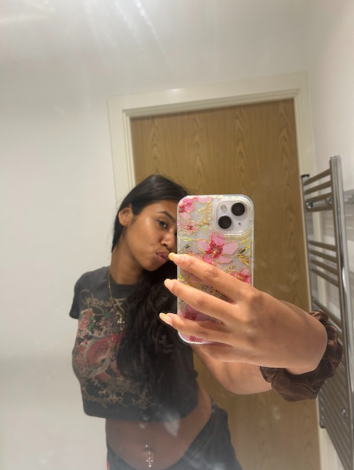karinabubbless's tweet photo. guys my ig is live go follow me and come along 🌸

https://t.co/udplVsIX7s https://t.co/hsggr9Dvix