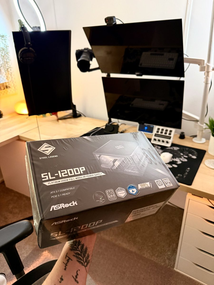 KnightlyIRL's tweet photo. My New @ASRockUSA SL-1200P power supply finally came in to replace my defective “Be Quiet!” one that almost fried my whole PC

Gonna get this thing installed and hopefully streams will be back up and running later this week if all goes well🤞🏻

What PSU are you guys running?🤔 https://t.co/AOy5Hja35P
